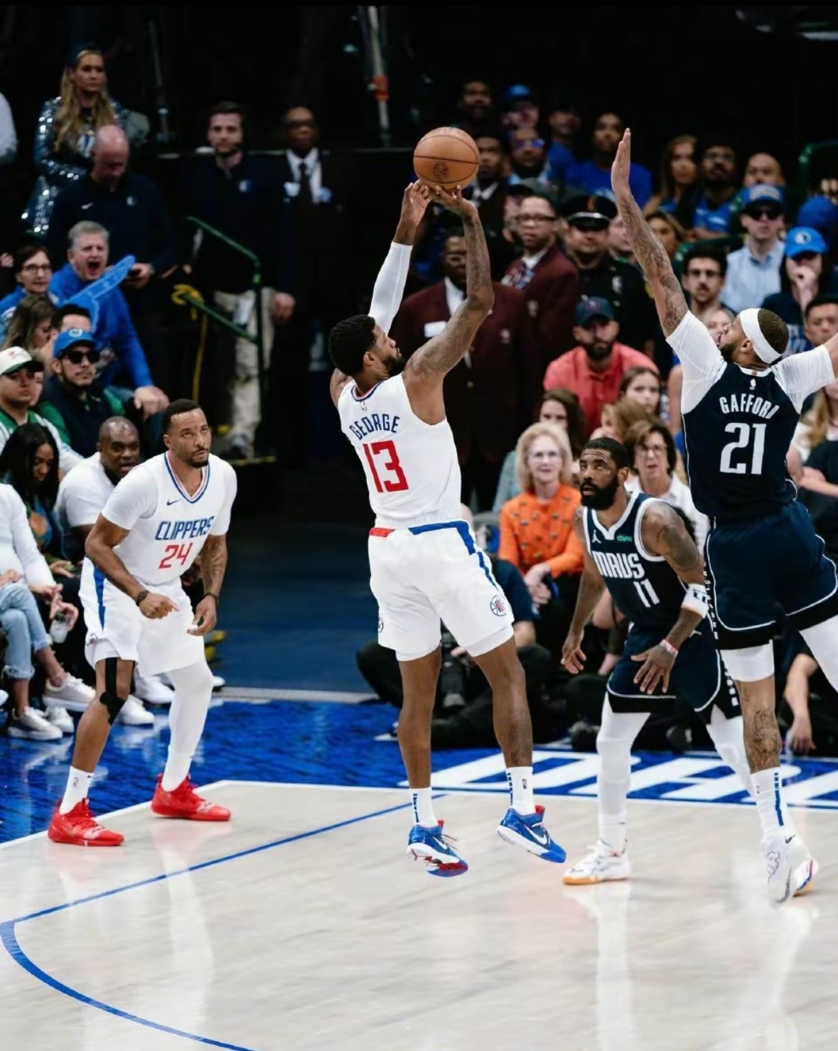 体育赛事赛前芝加哥公牛备战NBA季后赛，官宣签约细节曝光，压力陡增，球队文化再被提及的简单介绍